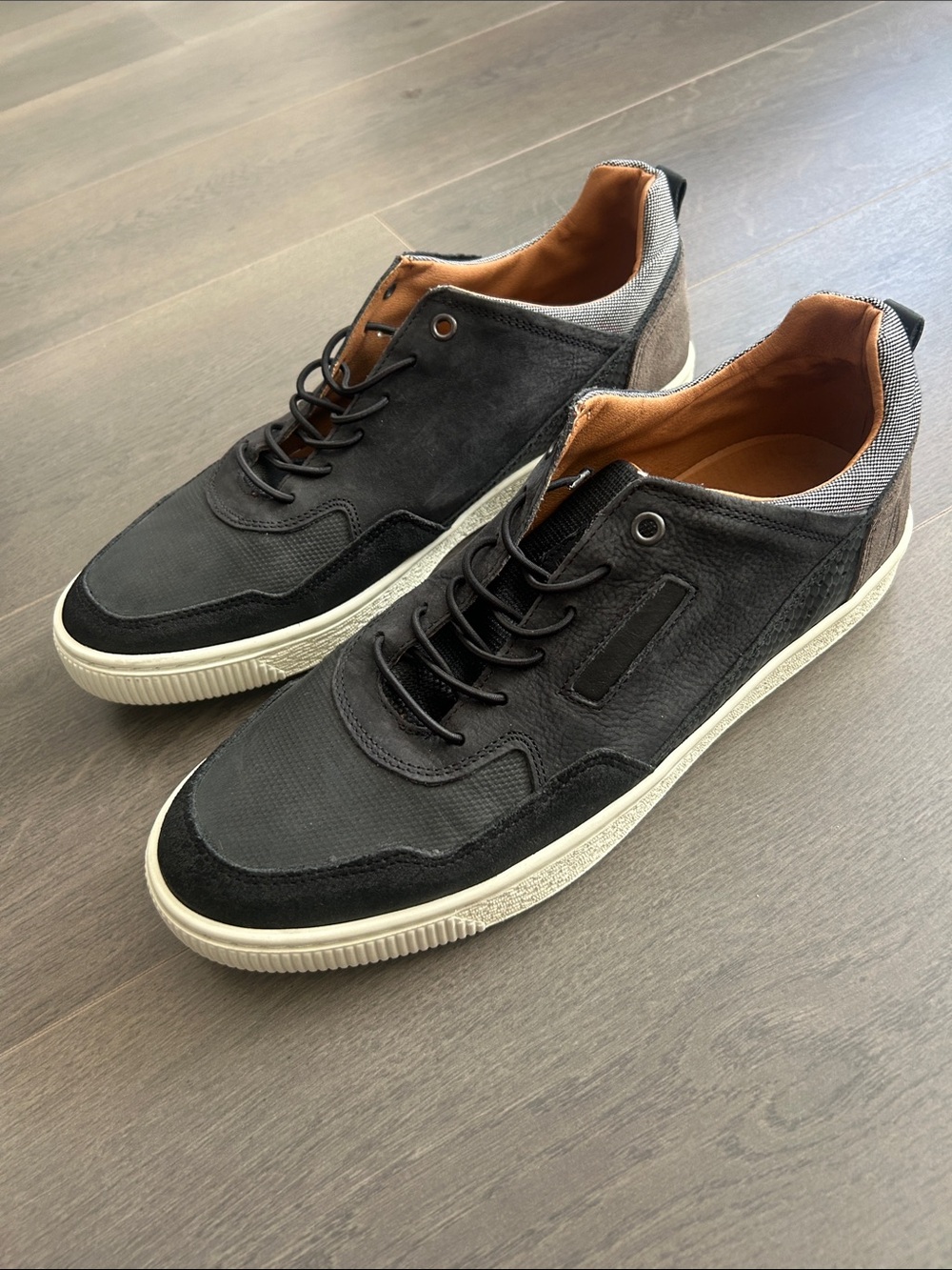 Bullboxer Black Leather Low Top Sneakers Men Size 11 - Picture 5 of 15